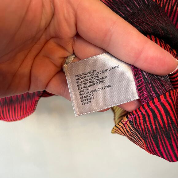 Worthington Women's Multi Parellalism Short Sleeve Striped Top Size Medium - Picture 5 of 6